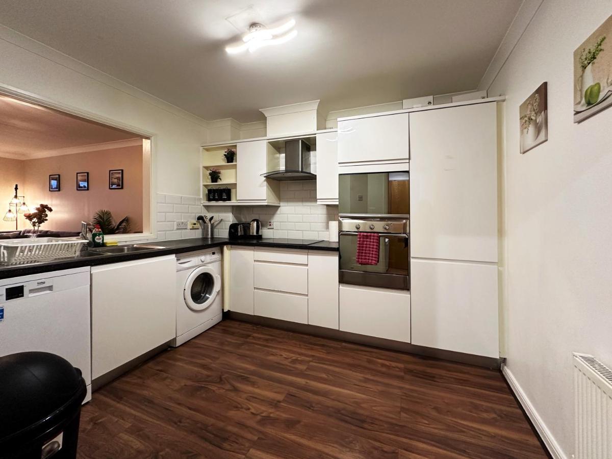 Apartamento Tina Place In Tower Hill - 2 Double Beds, Max 4 People, Great Location In Londres