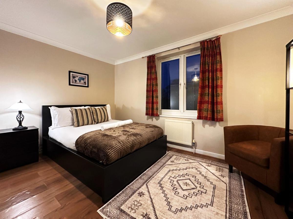 Tina Place In Tower Hill - 2 Double Beds, Max 4 People, Great Location In Apartamento *