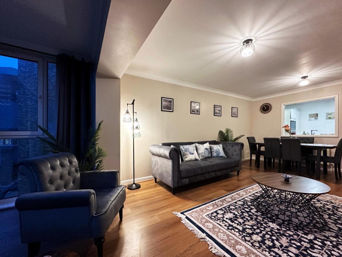 Tina Place In Tower Hill - 2 Double Beds, Max 4 People, Great Location In Apartamento Londres