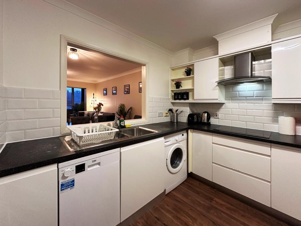 Apartamento Tina Place In Tower Hill - 2 Double Beds, Max 4 People, Great Location In Londres