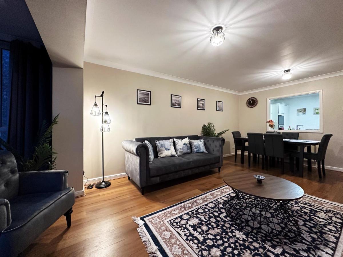 Appartamento Tina Place In Tower Hill - 2 Double Beds, Max 4 People, Great Location In Londra